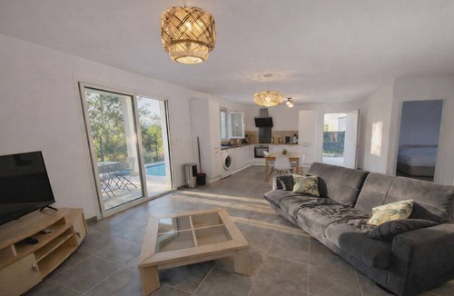 Ruoms House | New house with private pool
