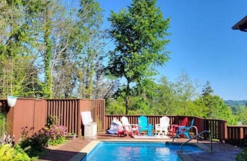 Manlius House | New! HT Pool Long Range Views Sleeps12 Location 99