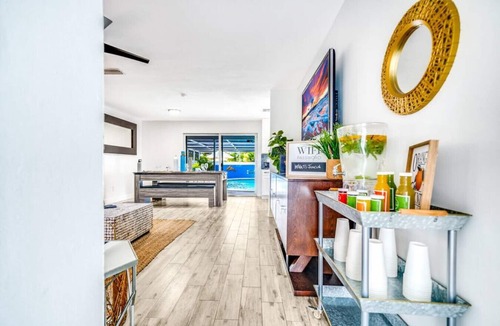 Oakland Park House | NEW HTD POOL/10 MIN TO BCH, 15 FROM AIRPORT/HOTTUB