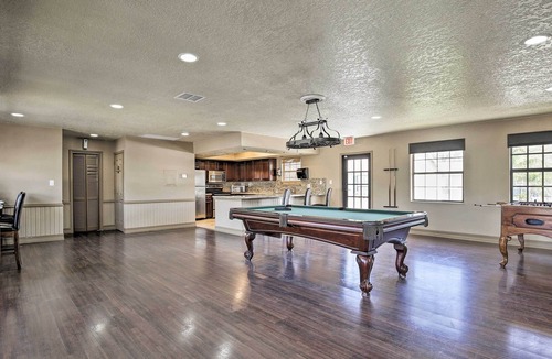 University House | NEW! Ideally Located Tampa Townhome w/ Shared Pool
