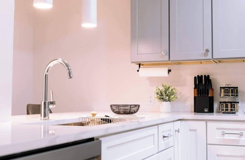 Downtown Apartment | NEW in Downtown + free parking