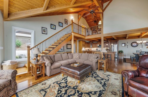 Monroe House | *NEW* Incredible Views & Quiet Luxury | 5BR