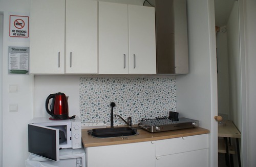 Dompierre-sur-Yon Apartment | New independent studio in house with garden