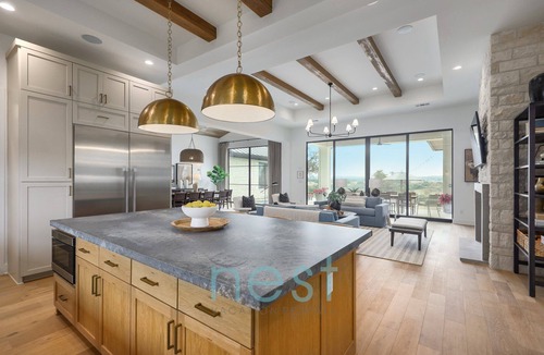 Smokey Mountain Oaks House | *NEW* INFINITY POOL | HOT TUB | Views | Pool Table | Fire Pit | 16 Queen Beds