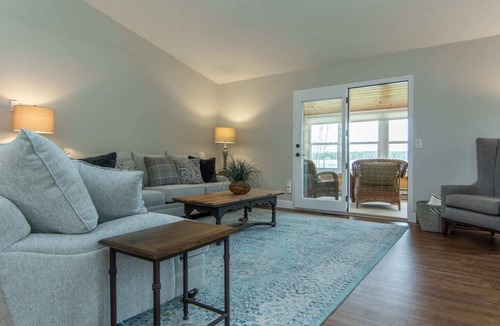 Longville Cabin | *NEW* Inguadona Getaway