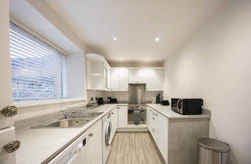 Ellon Hotel | New Inn Hotel