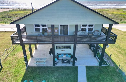 Cedar Lane House | NEW! Island Breeze - Your Perfect ICW-Beach Escape!