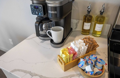 Ephrata House | NEW Ivy Streat Retreat in Ephrata, Sleeps 10, EV Charger + Foosball + Air Hockey