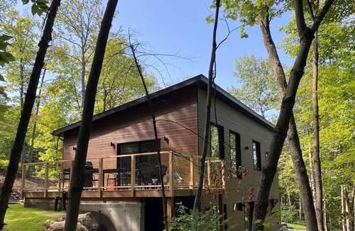 Morin Heights Cabin | New! Japandi chalet surrounded by forest and outdoors