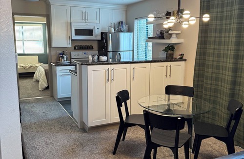 Greenwood Village Apartment | New King size bed, pool, laundry in-unit, super clean