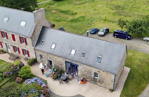 Ploubezre Cottage | NEW: La Grange