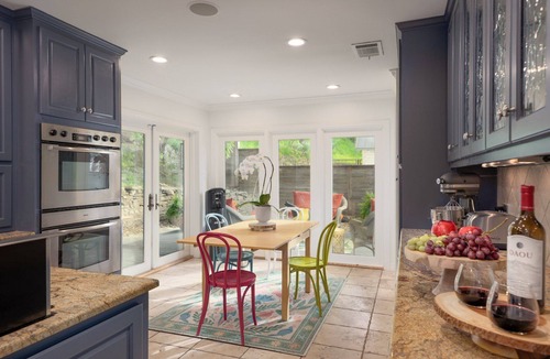 Rivercrest House | *NEW* LAKE AUSTIN | BOAT DOCK | HOT TUB | Lake Views | 8 Beds