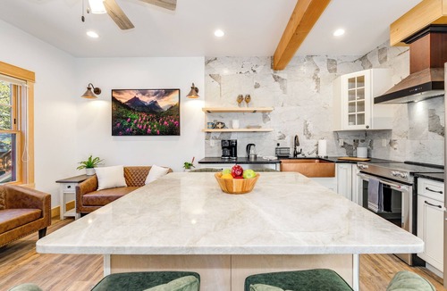 Agpar Condo | New! Lake McDonald Townhome. In Glacier National Park!