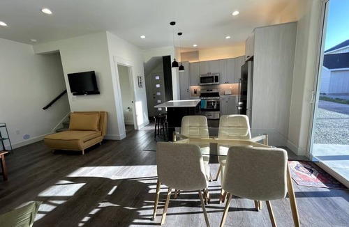 Ponderay House | New Lake & Ski Home