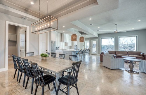 Burnet House | NEW Lakefront Luxury with game room, heated pool, fire pit, & fitness equipment