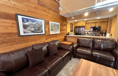 Lakeside Village Condo | NEW! Lakeside, spacious, modern 2BR - sleeps up to 8