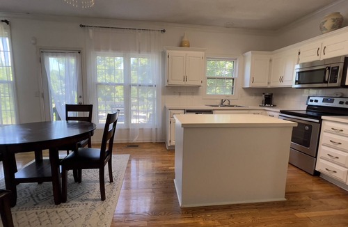 Olathe House | New large modern expansive private Home