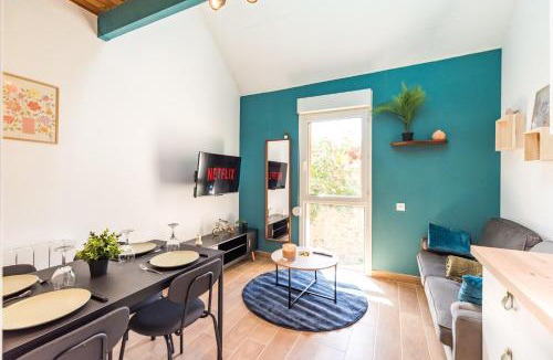 Guingamp Apartment | NEW Le Saphir au coeur de Guingamp Parking
