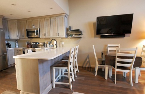 Eden Condo | New Listing- 2 King Bedrooms next to pool and Hot Tub | 2 Bed, 2 Bath