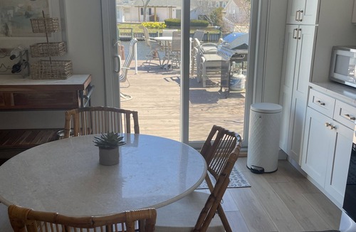 Pebble Beach House | NEW LISTING 3 BDRM 2 BATH updated Jersey Shore Rental on the water.