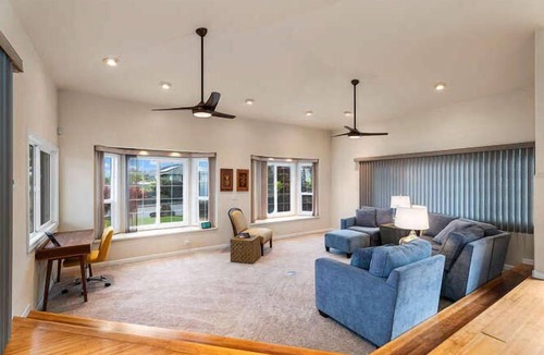 Kealakekua House | NEW LISTING - Authentic Hawaii Experience near shops