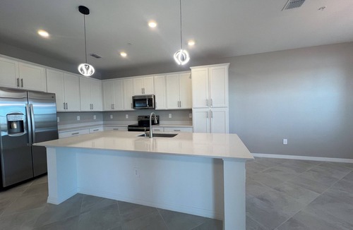 Braden River Condo | New Listing, Brand New Unfurnished 2-br condo in beautiful Calusa Country Club.