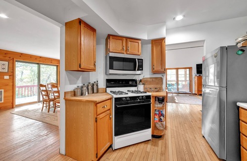 Hobart House | NEW LISTING! Charming Catskill Mountain Retreat