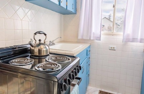 Laramie Apartment | New Listing! Charming French Studio Apartment