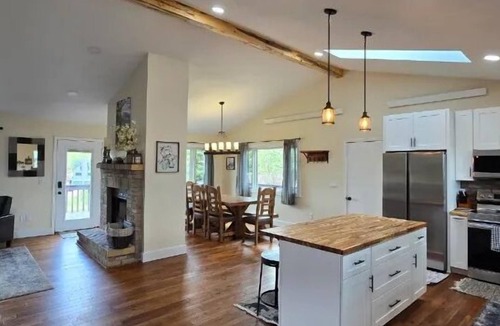 Custer House | New Listing! Granite Heights in Custer State Park