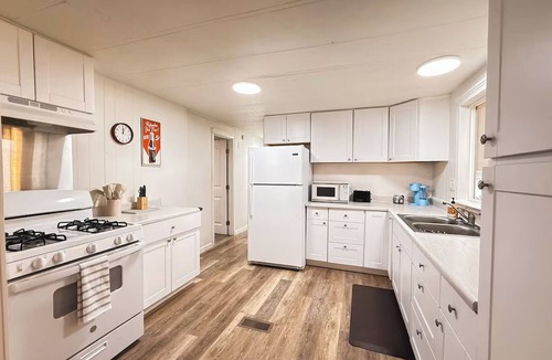 Safford House | New Listing in Thatcher