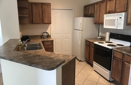 Sarasota Condo | *NEW LISTING* Incredible Lake View!