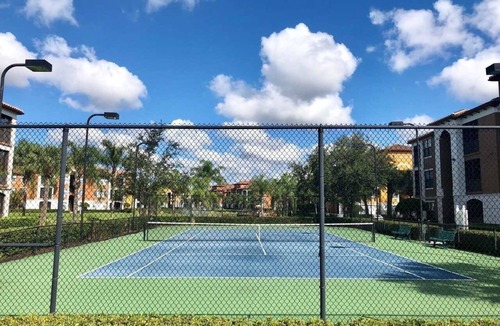 Sarasota Condo | *NEW LISTING* Incredible Lake View!