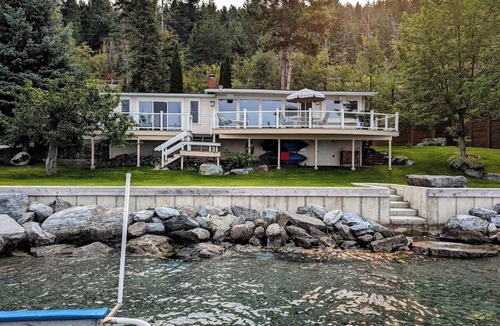 Bigfork House | New Listing! Lake Front Retreat on Flathead