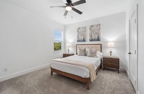 Walden on Lake Conroe House | New Listing Modern Lake Conroe Oasis