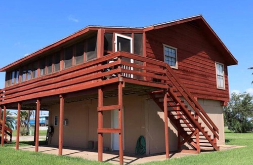 Surfside Beach Cottage | *NEW LISTING* Morning Dew retro theme beachhouse