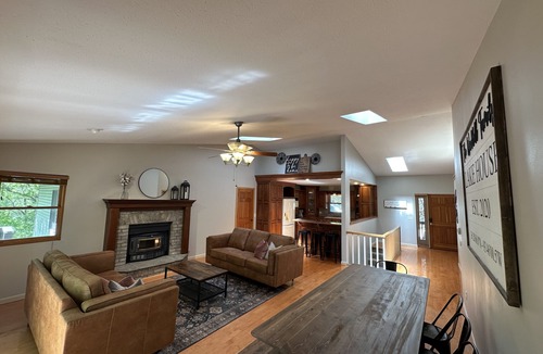 Holiday Island House | NEW LISTING SPECIAL! Large-Serene House w/Great Views.