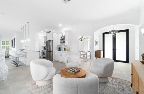 Vanderbilt Beach House | NEW LISTING Sunshine Retreat