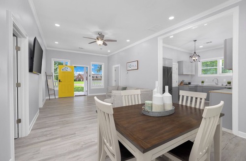 Atoka House | “New listing” The Blue Farm House!