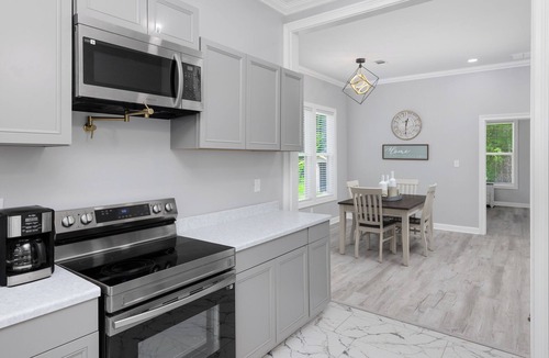 Atoka House | “New listing” The Blue Farm House!