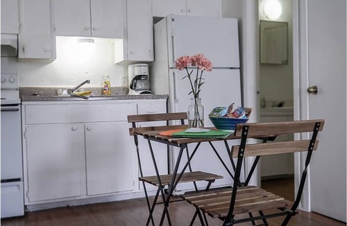 Johnston Terrace Apartment | New Listing! Thrifty & functional studio near AUS and downtown