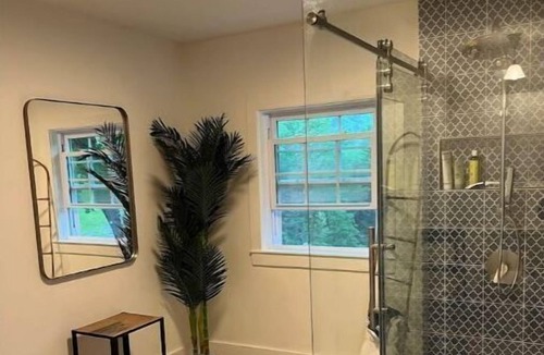 Jefferson House | [New Listing!] Tranquil Renovated Farmhouse Getaway with Pond