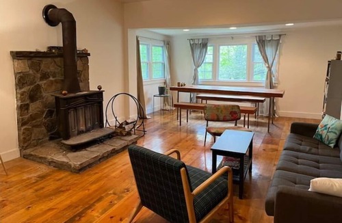 Jefferson House | [New Listing!] Tranquil Renovated Farmhouse Getaway with Pond