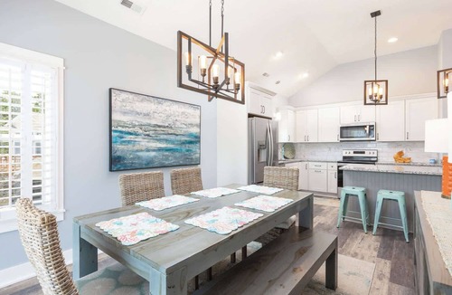 Monteray Shores House | New Listing! Updated Beach Cottage&Community Perks