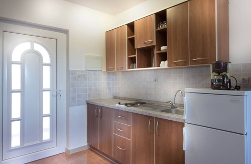 Caska Apartment | NEW LISTING! Vila Caska ap 3 - nex to Zrce, sea view, wifi, pool, resturant&bar