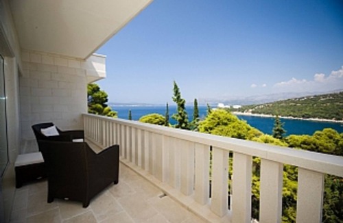 Lapad Villa | NEW LISTING! Villa With Private Pool And Sea Views