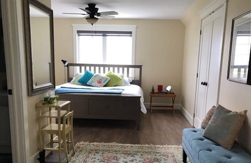 Princetown Cottage | NEW LISTING!- Waterfront Cottage, Only 5 Minute Drive To Beach