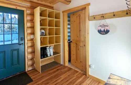 Winter Park Highlands House | New Log Home, Hot Tub For 8, Views!