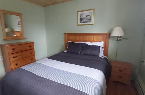 New London Hotel | New London Bay Motel