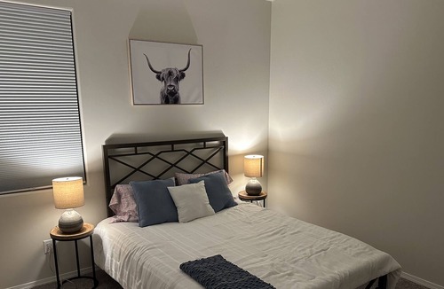 Los Lunas House | New Los Lunas Home 5 min from Facebook and Los Lunas.
