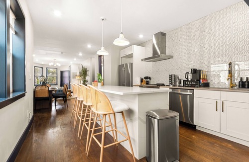 McGinley Square House | NEW LUX 3BR MetLife NYC FREE Parking Walk to PATH